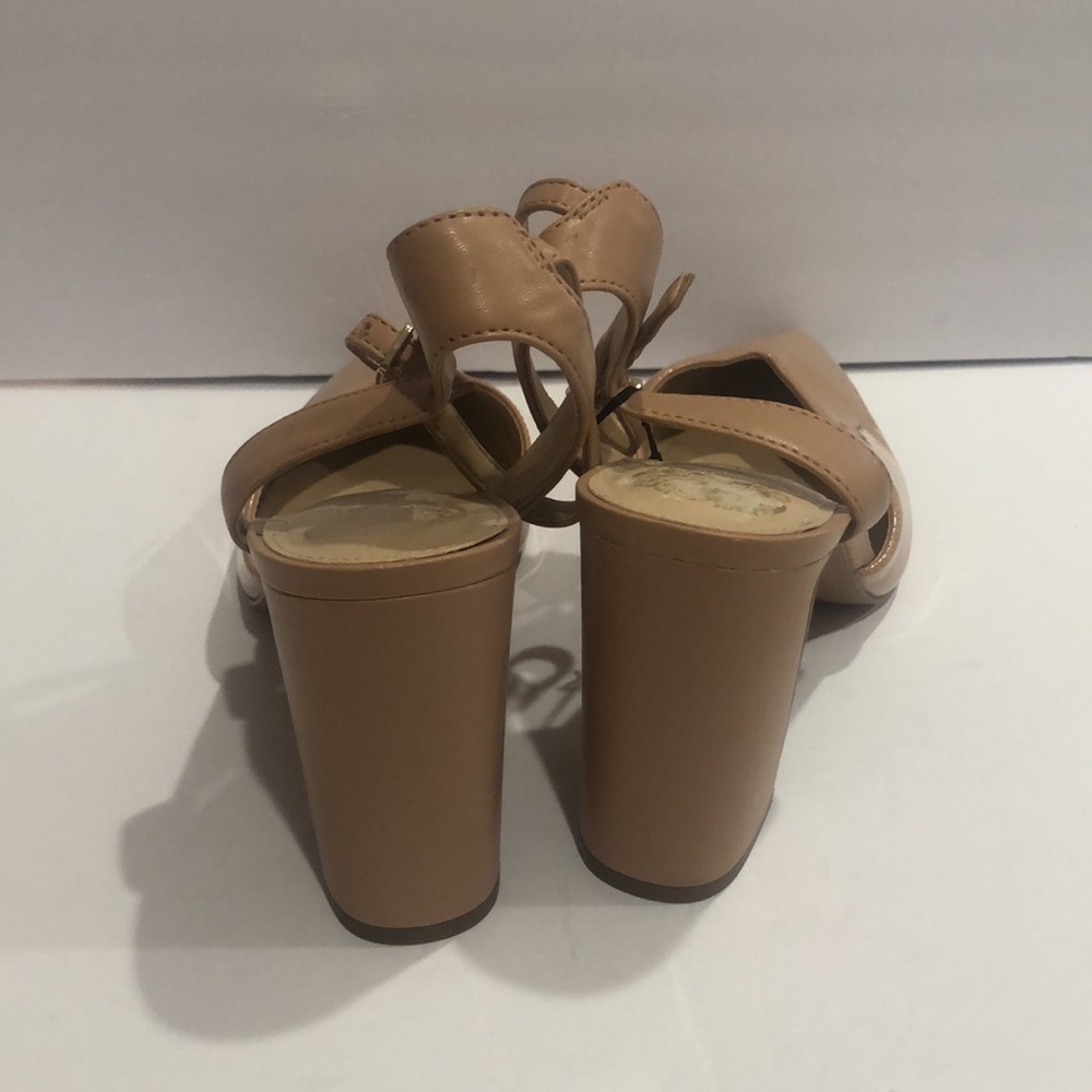 Vince Camuto Ambrei tan‎ patent block heel Sandal heels size 10 brand new - Picture 14 of 15
